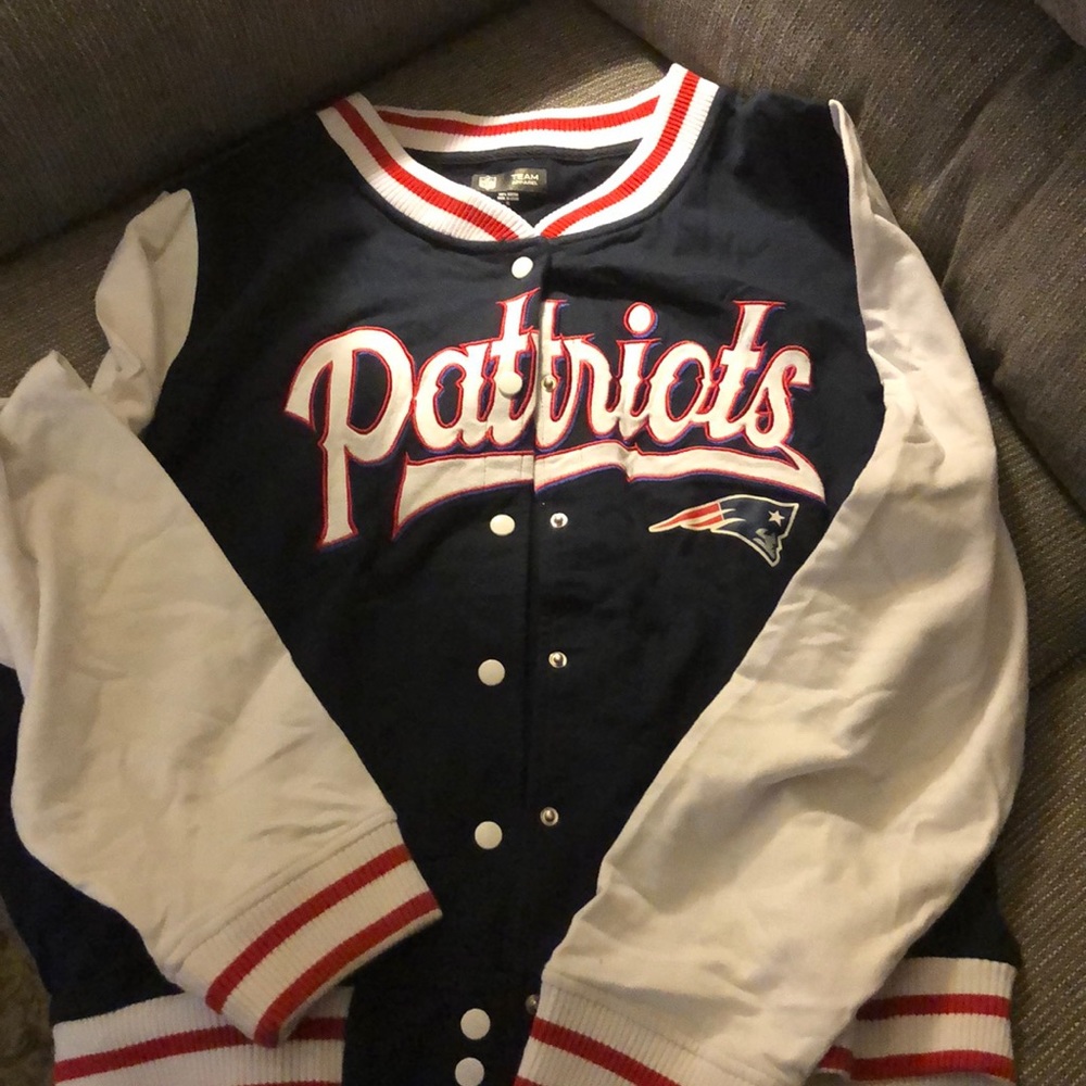 PATRIOTS snap up throwback jacket